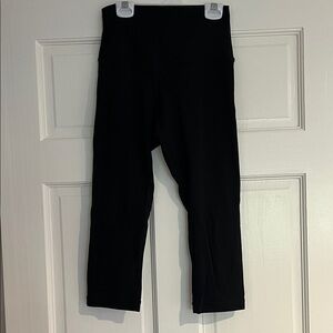 Lululemon Black Cropped Leggings